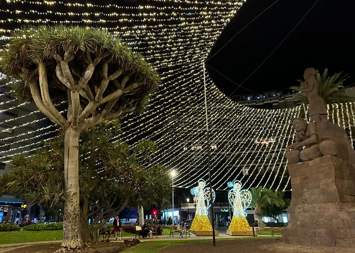 Vistas Plaza Espana Centro Ciudad Palmas Лас-Пальмас-де-Гран-Канарія